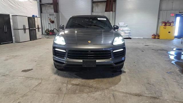 Porsche Cayenne 2022