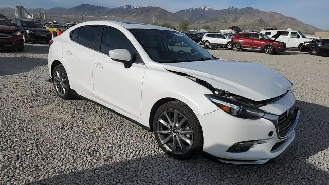 Mazda 3 2018