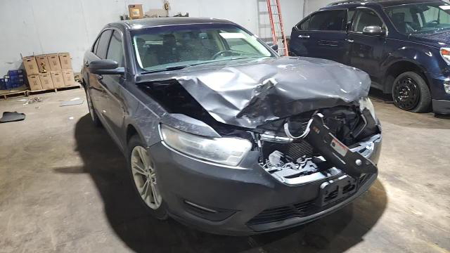 Ford Taurus 2015