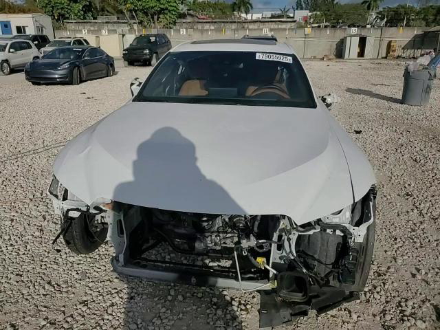 Lexus IS 2024