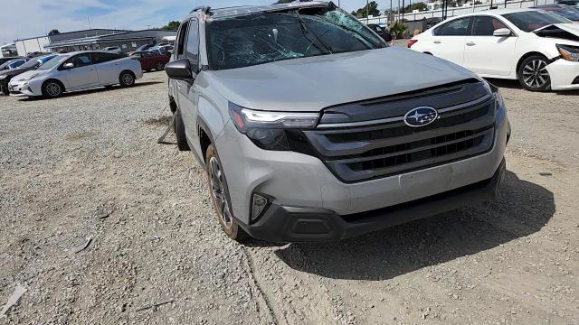 Subaru Forester 2025