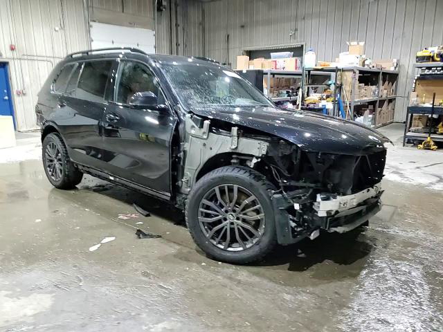 BMW X7 2022