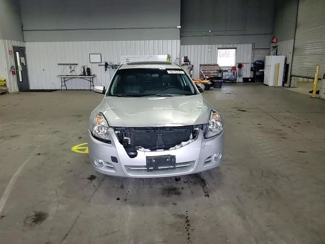 Nissan Altima 2012