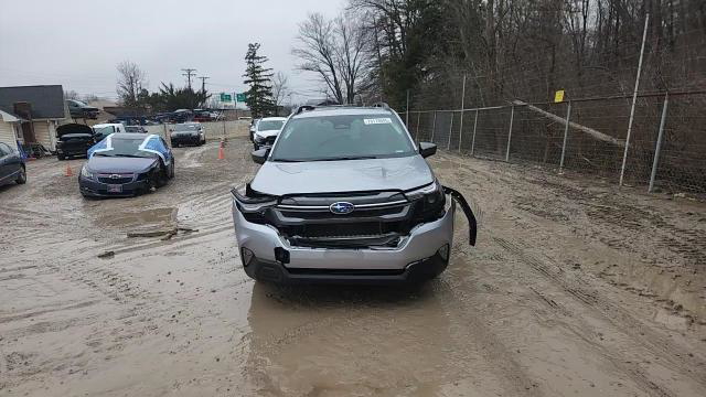 Subaru Forester 2025
