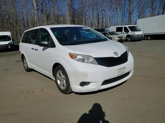 Toyota Sienna 2015