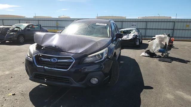 Subaru Outback 2018