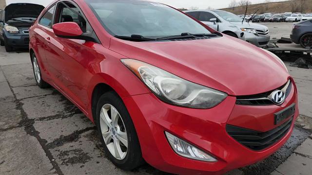 Hyundai Elantra 2013