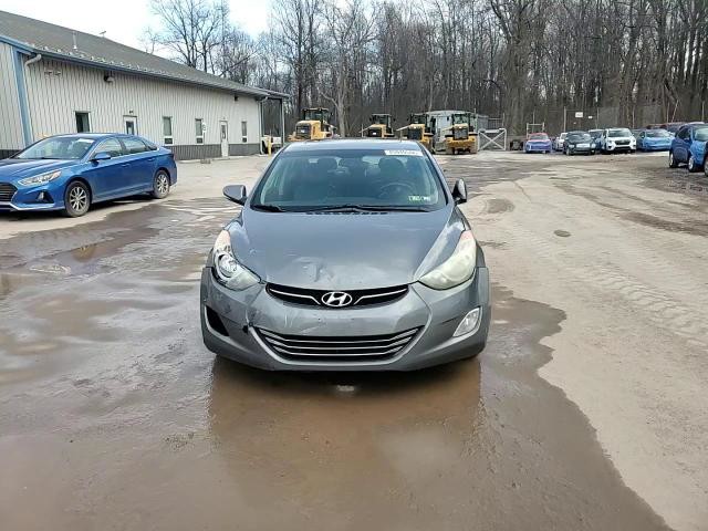 Hyundai Elantra 2013