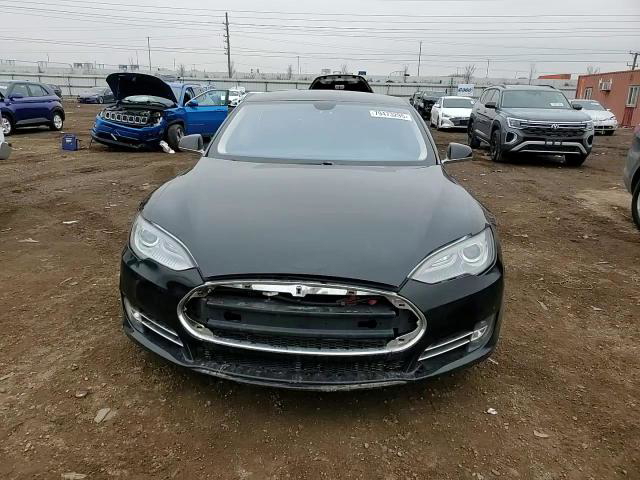 Tesla Model S 2014