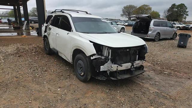 Nissan Pathfinder 2023