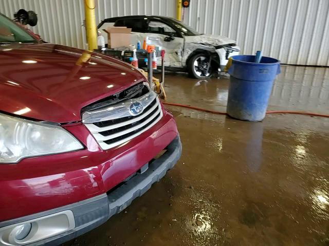 Subaru Outback 2012