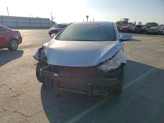 Hyundai Elantra 2013