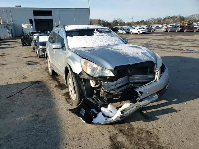 Subaru Outback 2012