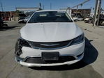Chrysler 200 2016