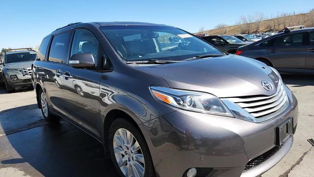 Toyota Sienna 2015