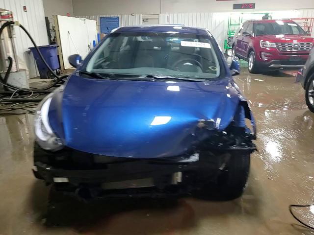 Hyundai Elantra 2016