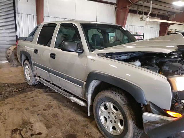 Chevrolet Avalanche 2004