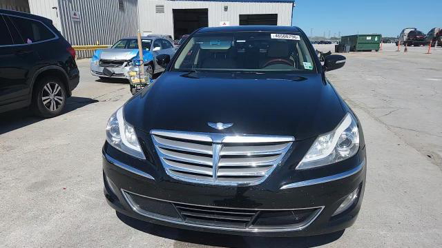 Hyundai Genesis 2012