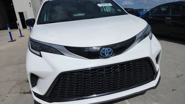 Toyota Sienna 2024