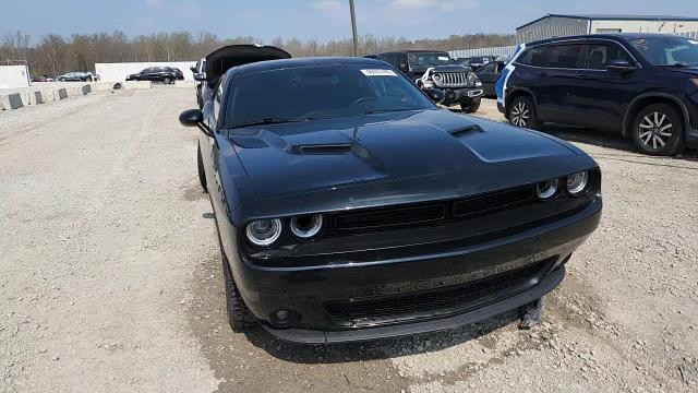 Dodge Challenger 2020