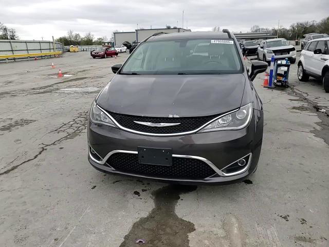 Chrysler Pacifica 2017