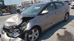 Hyundai Elantra 2012