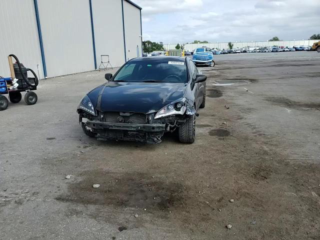 Hyundai Genesis 2012