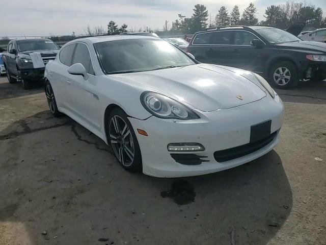 Porsche Panamera 2013