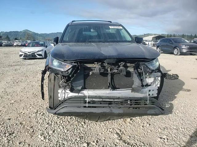 Toyota Highlander 2021
