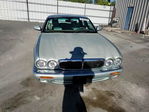 Jaguar XJ 2000