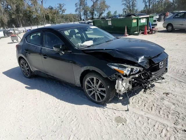 Mazda 3 2018