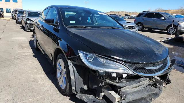 Chrysler 200 2015
