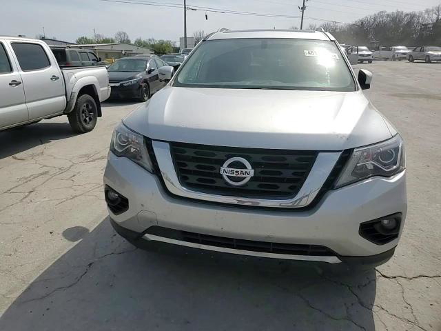 Nissan Pathfinder 2018