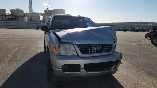Ford Explorer 2004