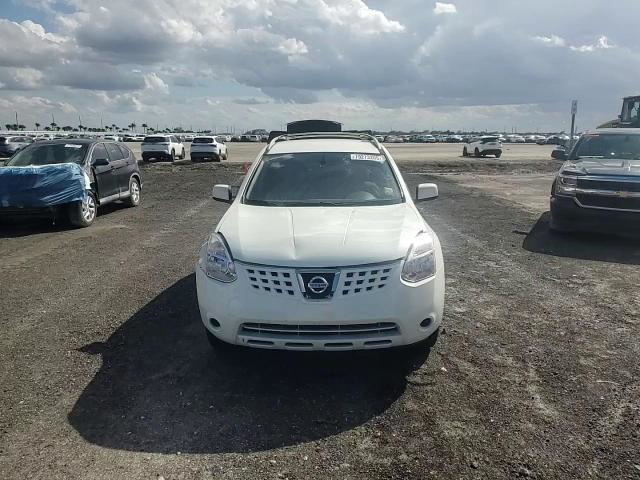 Nissan Rogue 2010