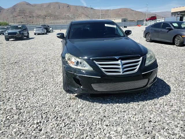 Hyundai Genesis 2009