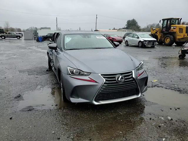 Lexus IS 2017
