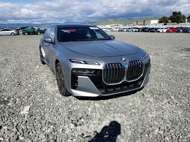 BMW i7 2024