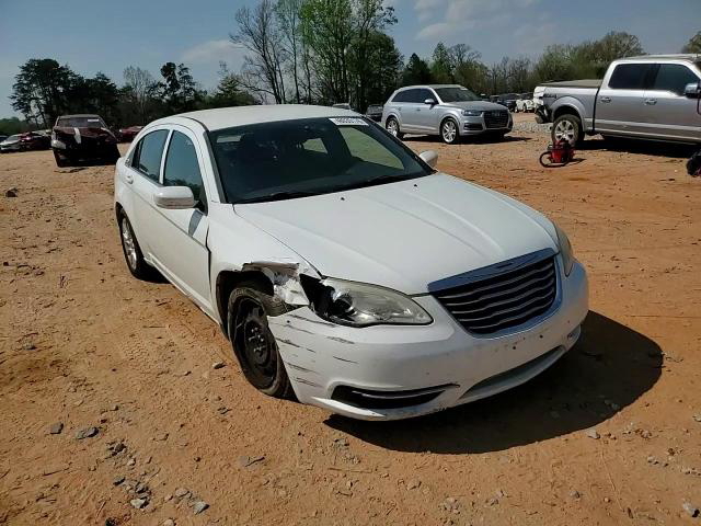Chrysler 200 2014