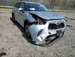 Toyota Highlander 2021