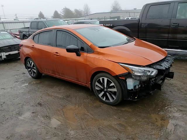 Nissan Versa 2021