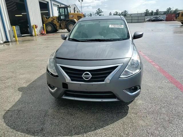 Nissan Versa 2017
