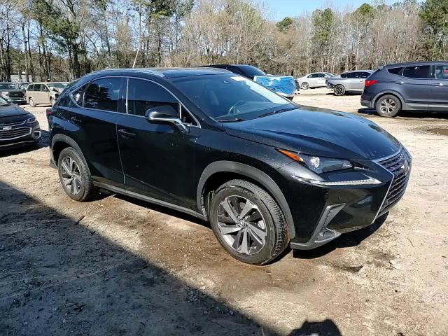 Lexus NX 2019