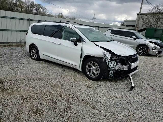 Chrysler Pacifica 2023