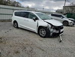Chrysler Pacifica 2023