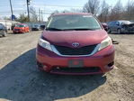 Toyota Sienna 2011