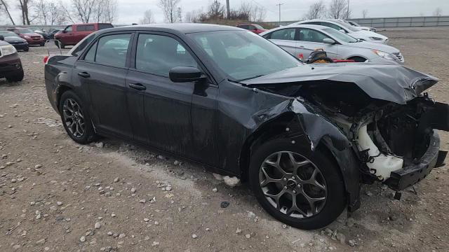 Chrysler 300 2016