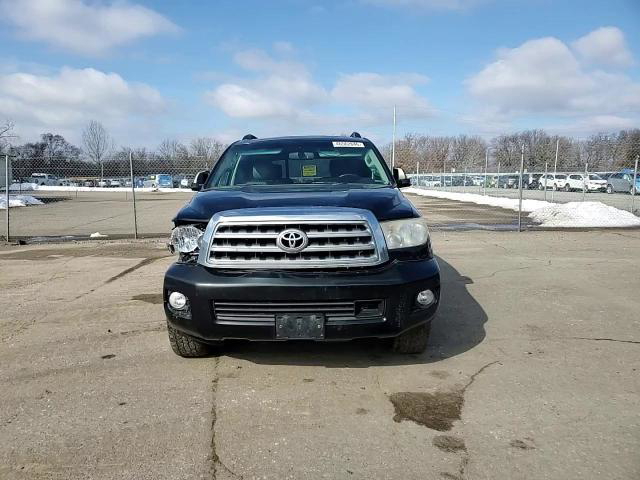 Toyota Sequoia 2010