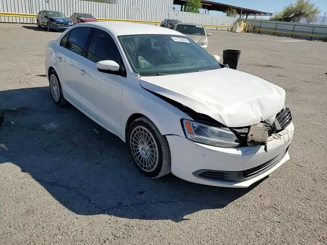 Volkswagen Jetta 2013