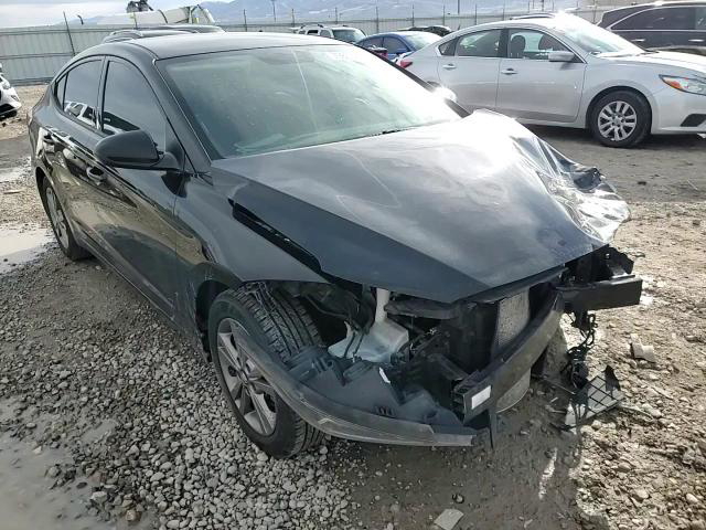 Hyundai Elantra 2018